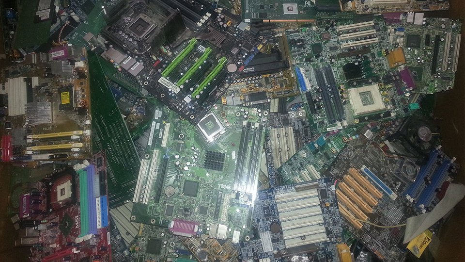 Scrap Metal Recycling Toronto, Mississauga Scrap Yard & Cars